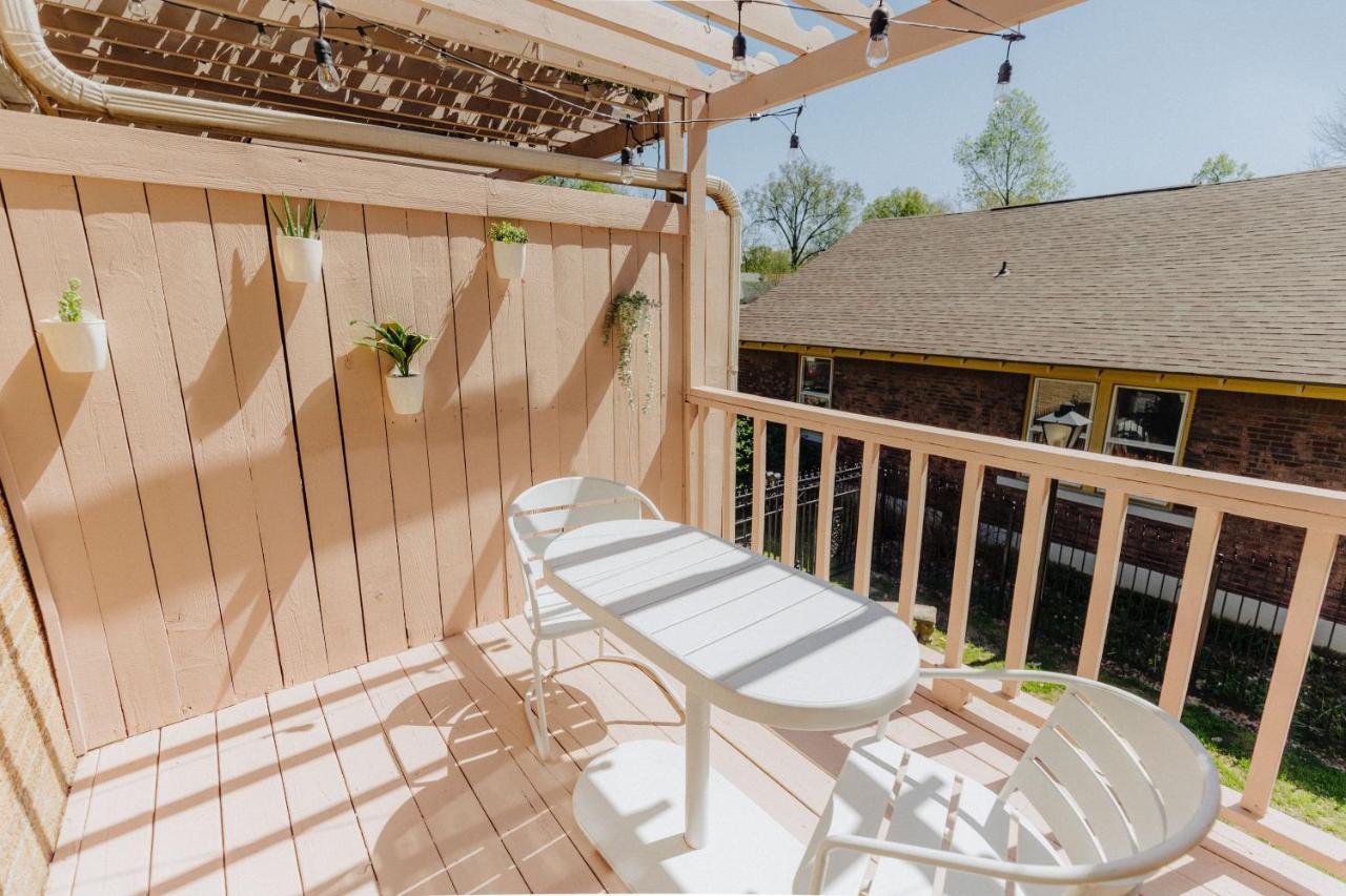 Centrally Located 2Br Overton Square Unit 2 Fast Wifi Free Parking Yes Pets Memphis Exterior photo
